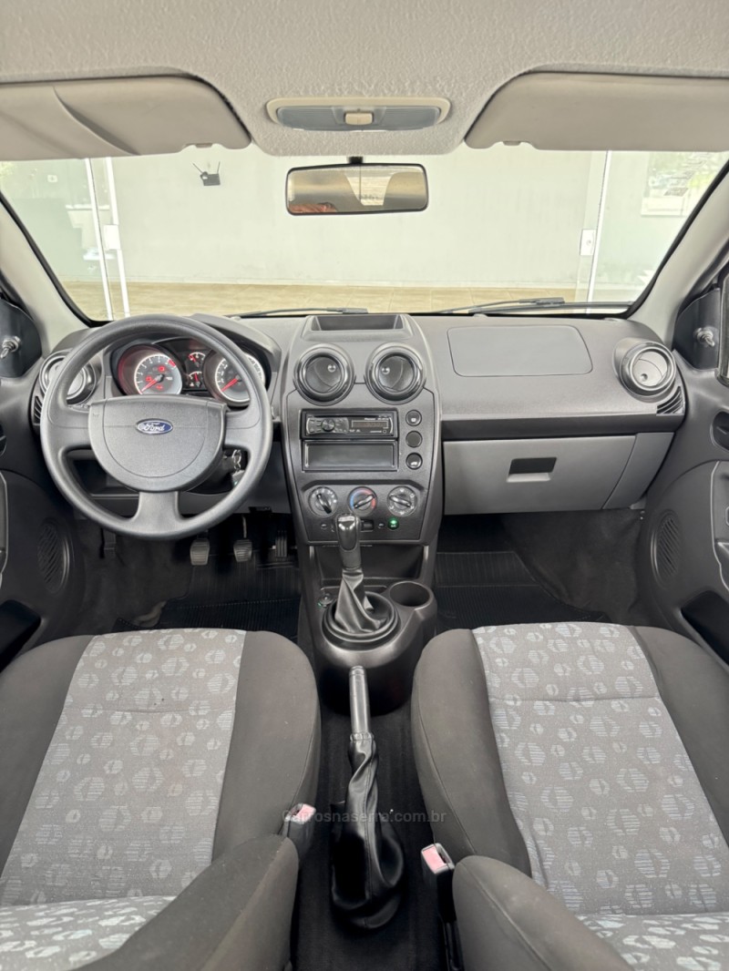 FIESTA 1.0 MPI CLASS HATCH 8V FLEX 4P MANUAL - 2014 - VILA FLORES