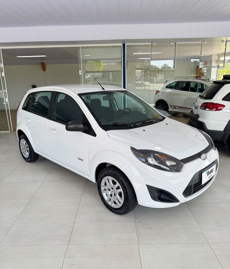 FIESTA 1.0 MPI CLASS HATCH 8V FLEX 4P MANUAL - 2014 - VILA FLORES