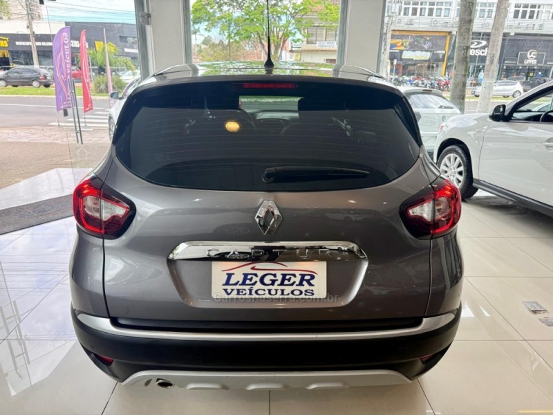 CAPTUR 2.0 16V FLEX INTENSE AUTOMÁTICO - 2021 - SãO LEOPOLDO