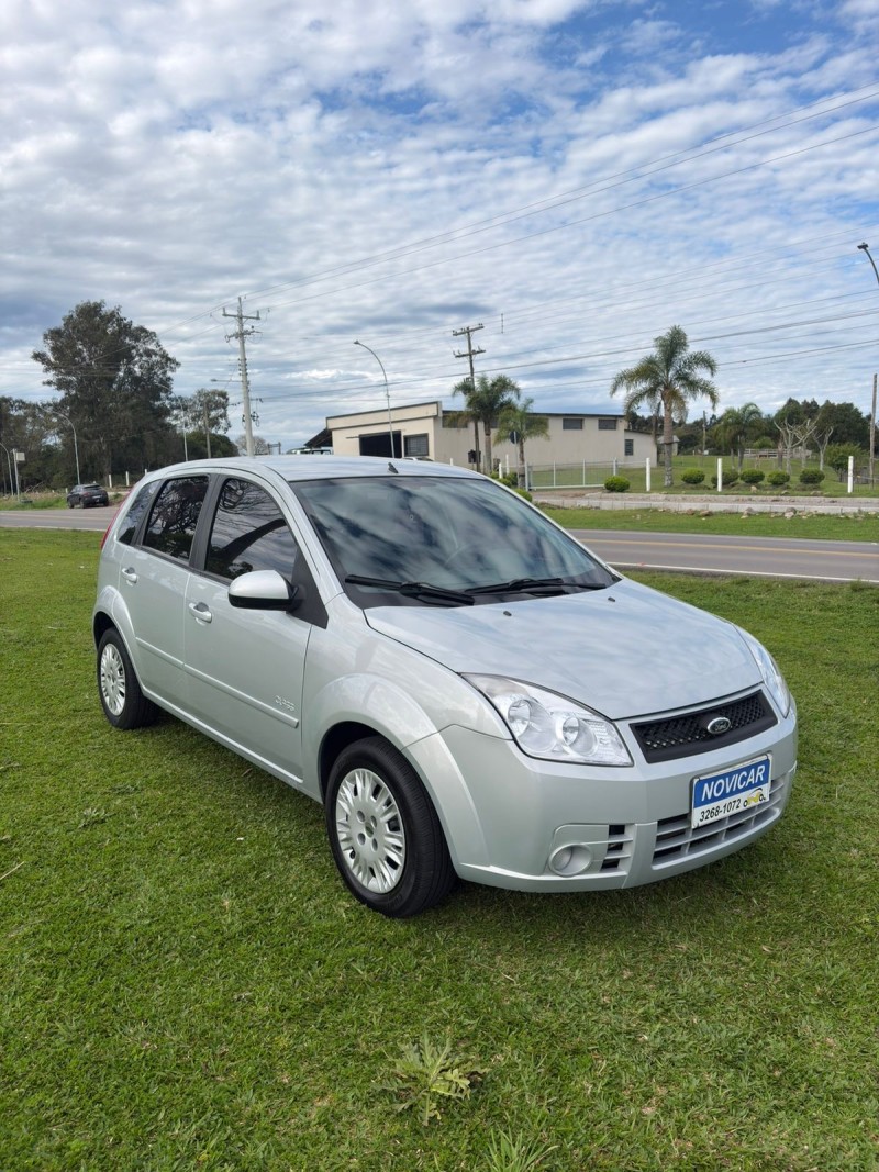 FIESTA 1.6 MPI CLASS HATCH 8V FLEX 4P MANUAL - 2009 - FARROUPILHA