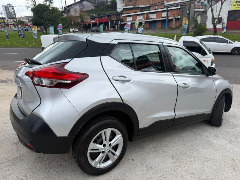 KICKS 1.6 16V FLEX S 4P MANUAL - 2018 - CAXIAS DO SUL