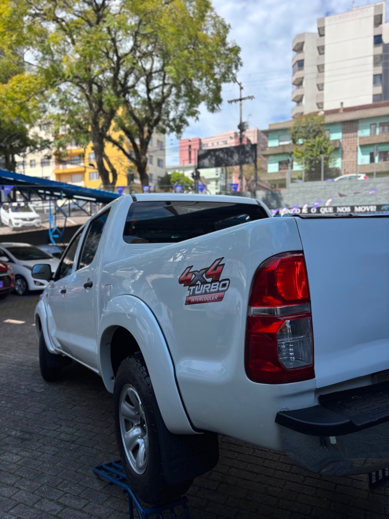 HILUX 3.0 SR 4X4 CD 16V TURBO INTERCOOLER DIESEL 4P MANUAL - 2015 - CAXIAS DO SUL