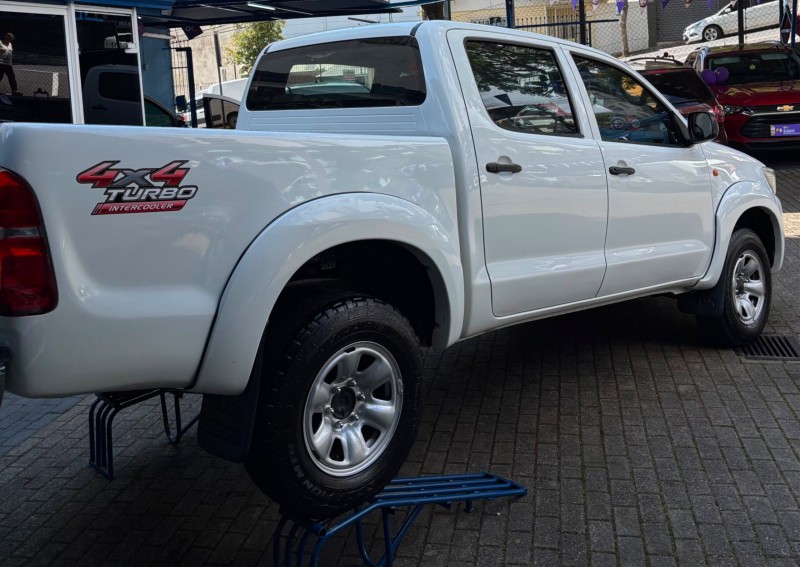 HILUX 3.0 SR 4X4 CD 16V TURBO INTERCOOLER DIESEL 4P MANUAL - 2015 - CAXIAS DO SUL