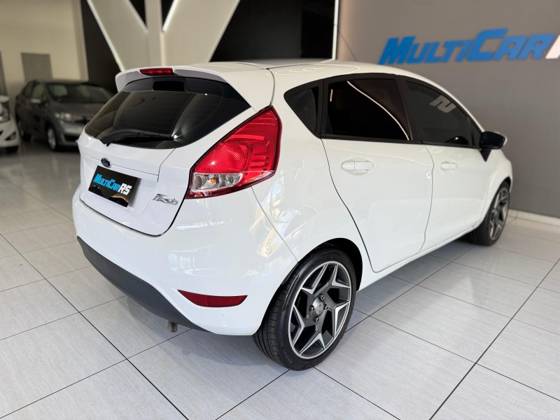 FIESTA 1.5 SE HATCH 16V FLEX 4P MANUAL - 2015 - ESTâNCIA VELHA