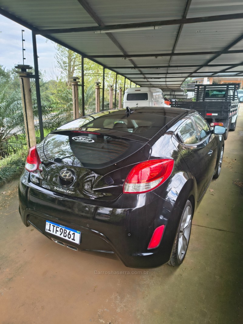 VELOSTER 1.6 16V GASOLINA 3P AUTOMÁTICO - 2013 - SãO PEDRO DA SERRA