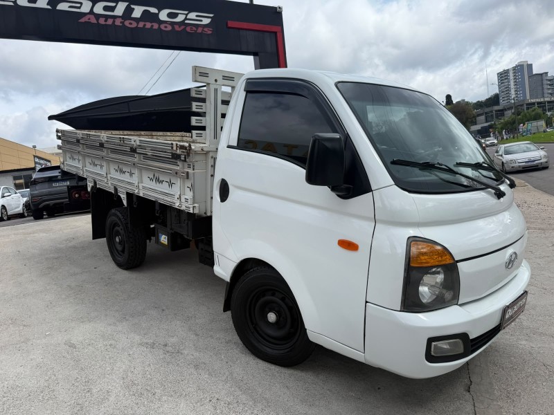 hr 2.5 longo com cacamba 4x2 16v 130cv turbo intercooler diesel 2p manual 2020 caxias do sul