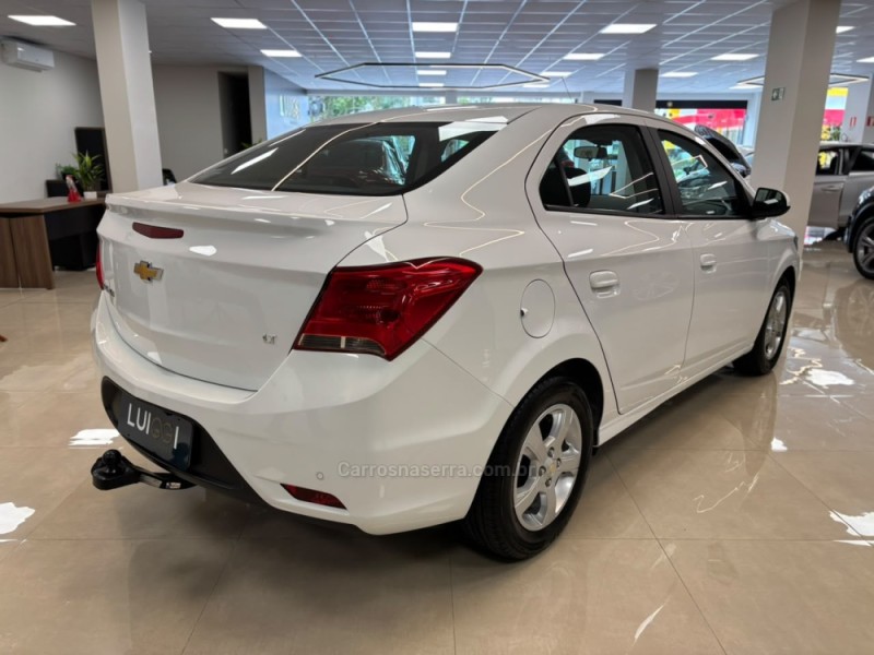 PRISMA 1.4 MPFI LT 8V FLEX 4P MANUAL - 2019 - CARLOS BARBOSA