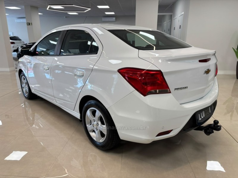 PRISMA 1.4 MPFI LT 8V FLEX 4P MANUAL - 2019 - CARLOS BARBOSA