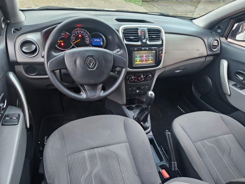LOGAN 1.6 EXPRESSION 8V HI-FLEX 4P MANUAL - 2015 - CAXIAS DO SUL