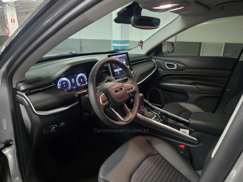 COMMANDER 1.3 LONGITUDE T270 16V 4X2 TURBO FLEX 4P AUTOMÁTICO - 2026 - PORTO ALEGRE