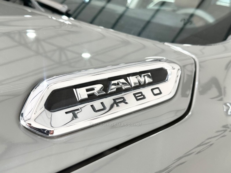 RAMPAGE 2.0 LARAMIE 4X4 TURBO DIESEL 4P AUTOMÁTICO - 2024 - NOVO HAMBURGO