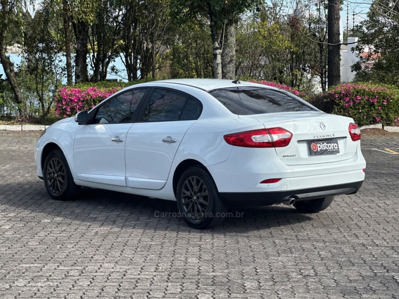 FLUENCE 2.0 DYNAMIQUE PLUS 16V FLEX 4P AUTOMÁTICO - 2016 - CAXIAS DO SUL