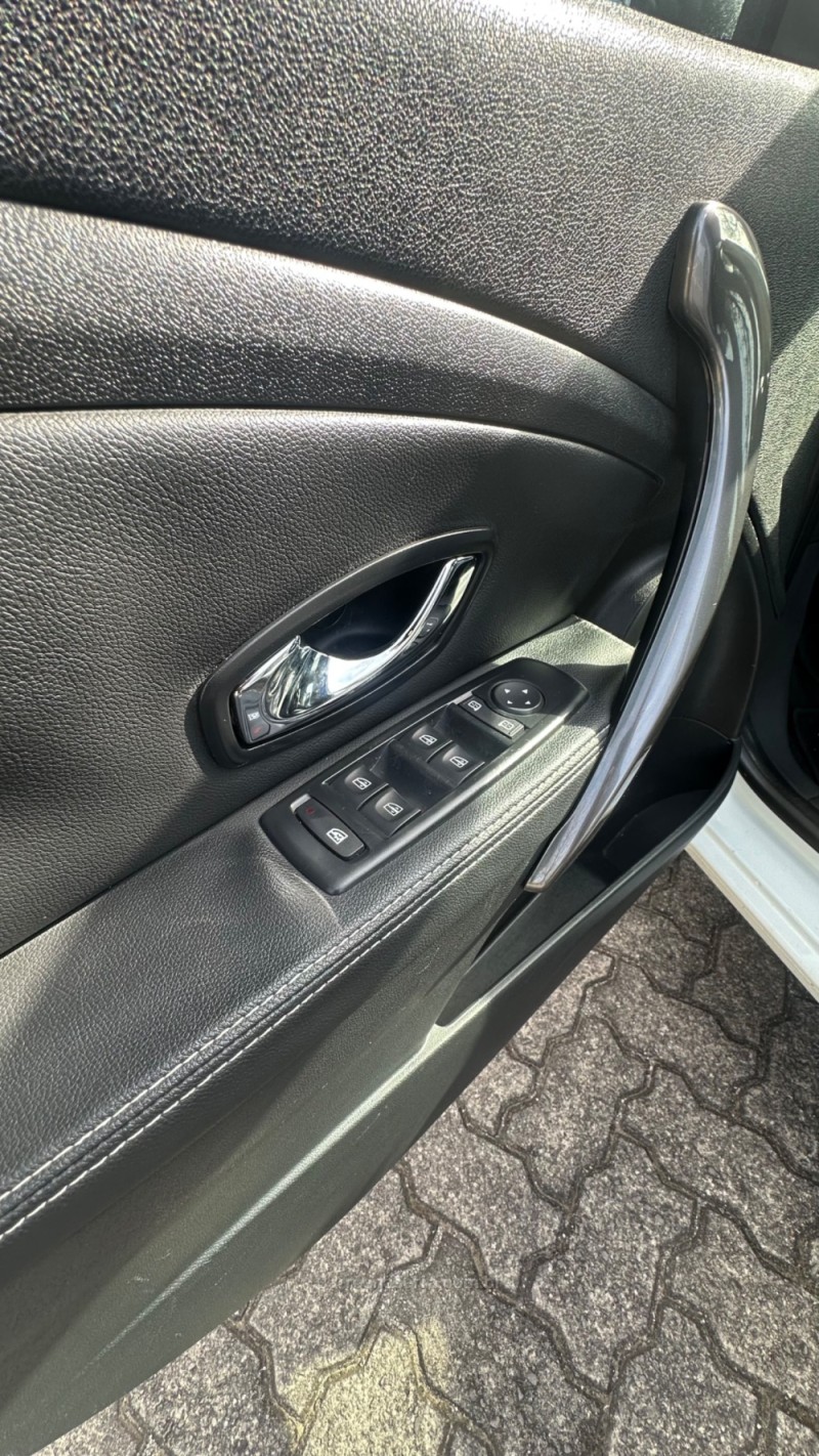 FLUENCE 2.0 DYNAMIQUE PLUS 16V FLEX 4P AUTOMÁTICO - 2016 - CAXIAS DO SUL