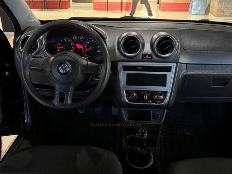 SAVEIRO 1.6 MI TRENDLINE CS 8V FLEX 2P MANUAL - 2015 - DOIS IRMãOS