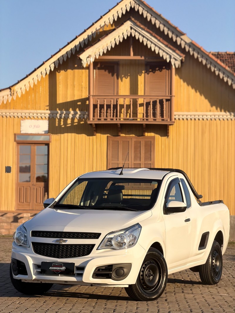 montana 1.4 mpfi ls cs 8v flex 2p manual 2015 antonio prado