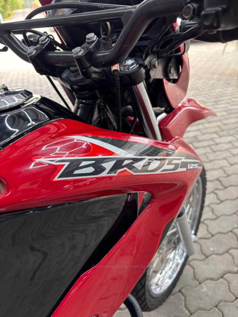 NXR 125 BROS ES - 2013 - HARMONIA