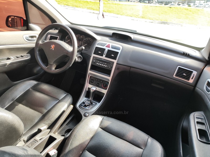 307 2.0 PRESENCE PACK SEDAN 16V FLEX 4P AUTOMÁTICO - 2010 - FARROUPILHA