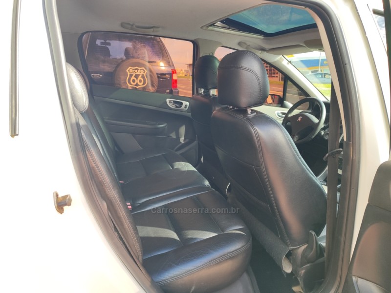 307 2.0 PRESENCE PACK SEDAN 16V FLEX 4P AUTOMÁTICO - 2010 - FARROUPILHA