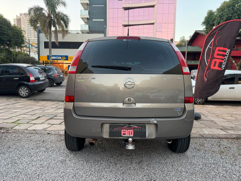 MERIVA 1.8 MPFI CD 8V GASOLINA 4P MANUAL - 2003 - CAXIAS DO SUL