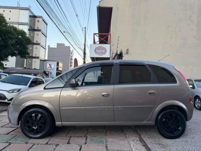 MERIVA 1.8 MPFI CD 8V GASOLINA 4P MANUAL - 2003 - CAXIAS DO SUL