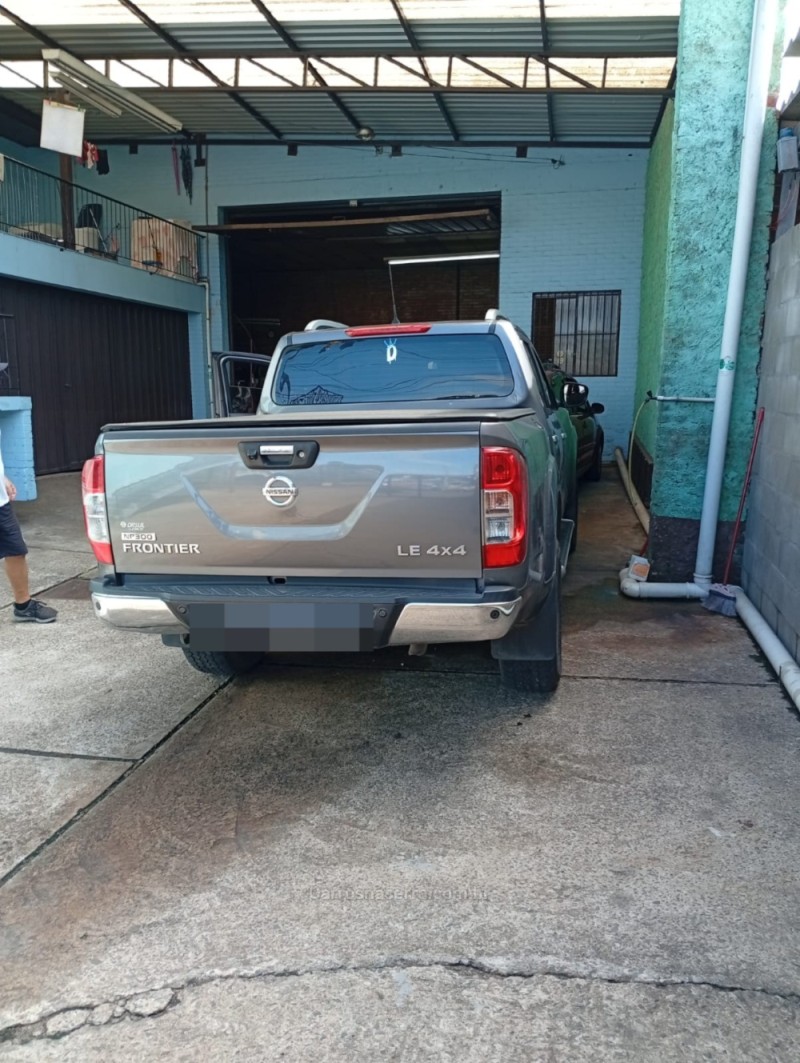 frontier 2.3 le 4x4 cd bi turbo diesel 4p automatico 2017 caxias do sul