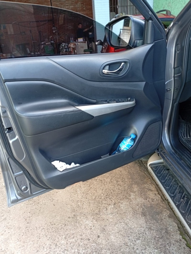 FRONTIER 2.3 LE 4X4 CD BI TURBO DIESEL 4P AUTOMÁTICO - 2017 - CAXIAS DO SUL