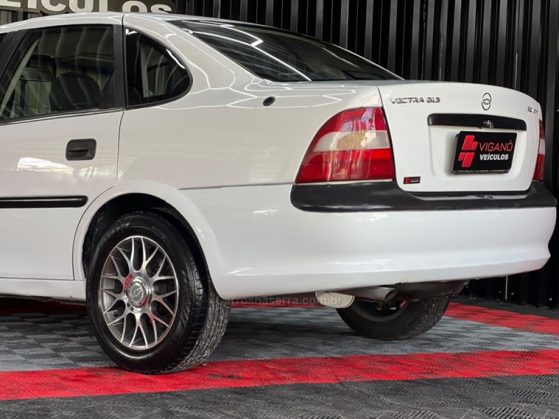 VECTRA 2.0 MPFI GLS 8V GASOLINA 4P MANUAL - 1997 - CAXIAS DO SUL