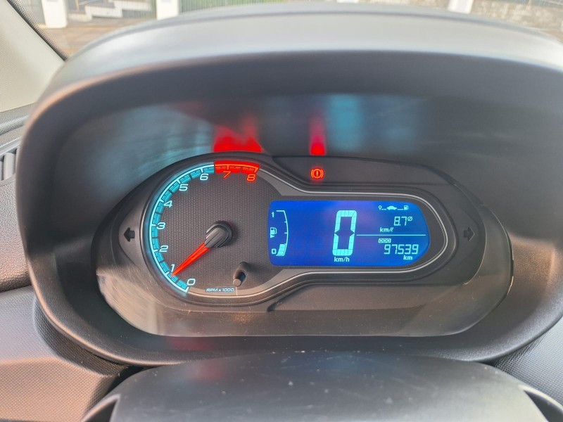 ONIX 1.4 MPFI LTZ 8V FLEX 4P MANUAL - 2013 - CAXIAS DO SUL