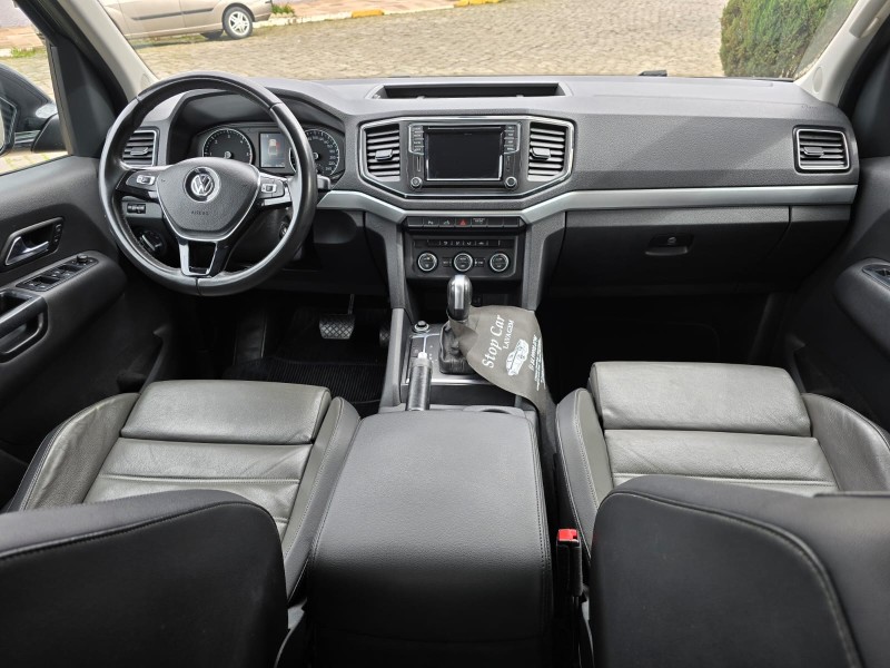 AMAROK 3.0 V6 TDI HIGHLINE CD DIESEL 4MOTION AUTOMÁTICO - 2019 - FARROUPILHA