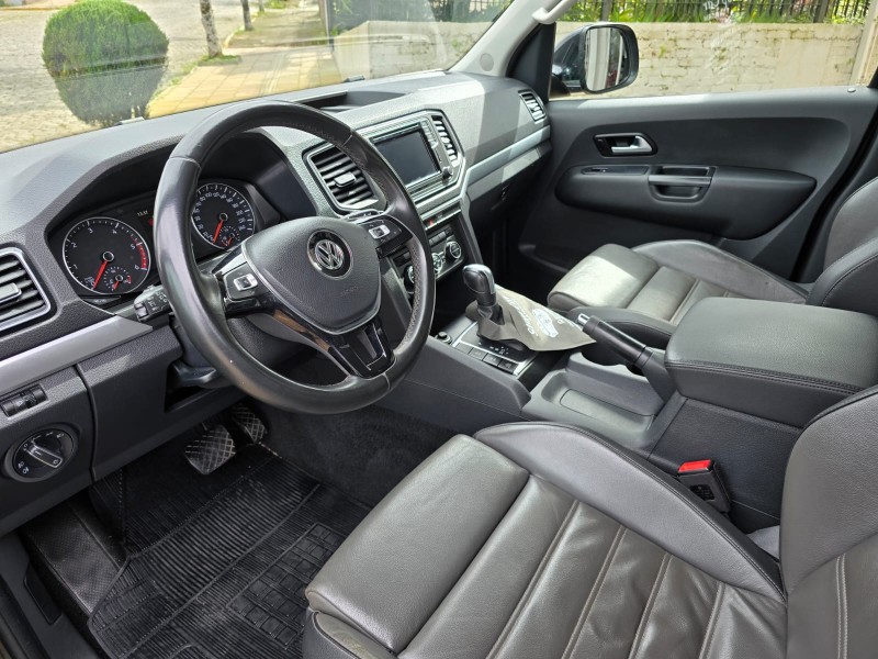 AMAROK 3.0 V6 TDI HIGHLINE CD DIESEL 4MOTION AUTOMÁTICO - 2019 - FARROUPILHA