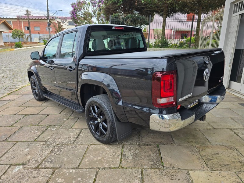 AMAROK 3.0 V6 TDI HIGHLINE CD DIESEL 4MOTION AUTOMÁTICO - 2019 - FARROUPILHA