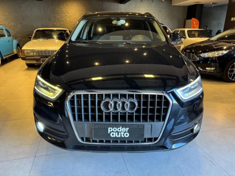 Q3 2.0 TFSI AMBIENTE QUATTRO 4P GASOLINA S TRONIC - 2015 - FARROUPILHA