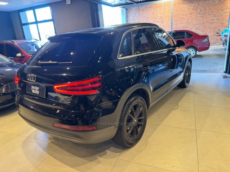 Q3 2.0 TFSI AMBIENTE QUATTRO 4P GASOLINA S TRONIC - 2015 - FARROUPILHA