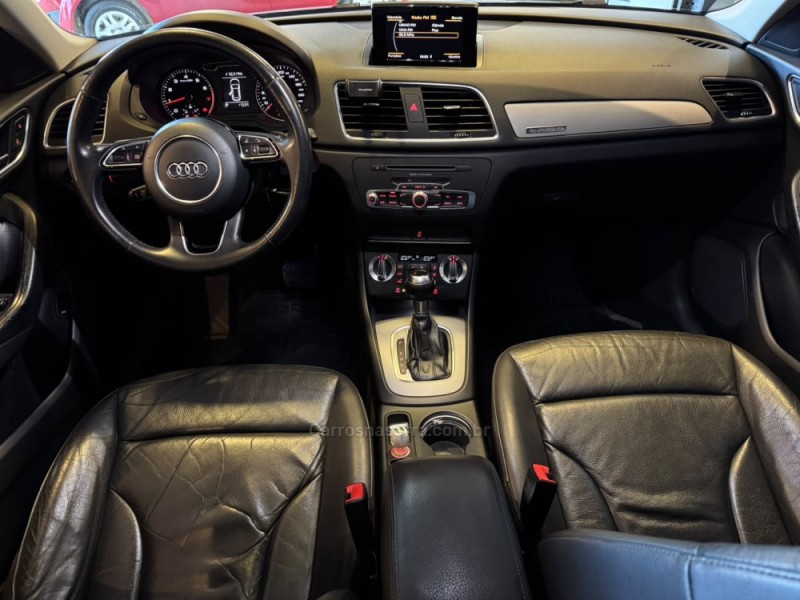 Q3 2.0 TFSI AMBIENTE QUATTRO 4P GASOLINA S TRONIC - 2015 - FARROUPILHA
