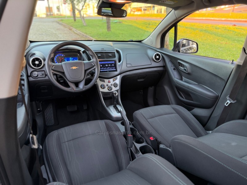 TRACKER 1.8 MPFI LT 4X2 16V FLEX 4P AUTOMÁTICO - 2016 - CASCA