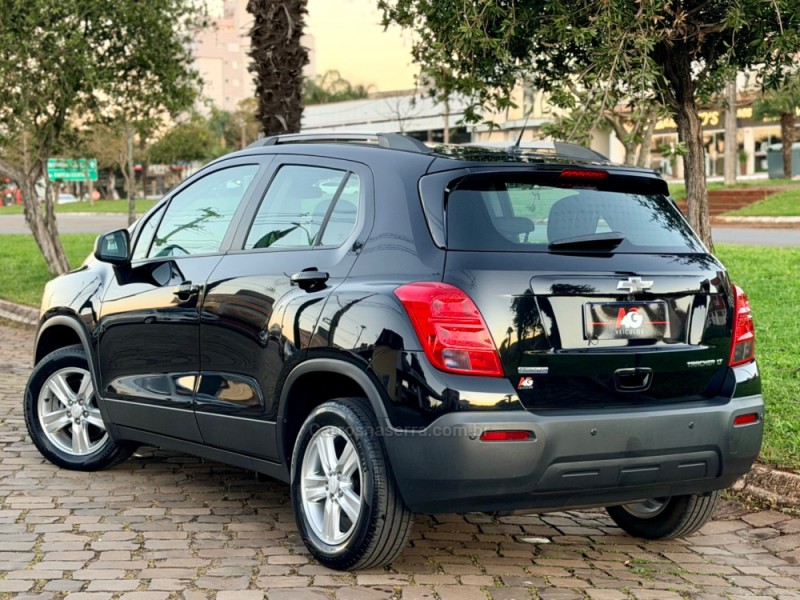 TRACKER 1.8 MPFI LT 4X2 16V FLEX 4P AUTOMÁTICO - 2016 - CASCA
