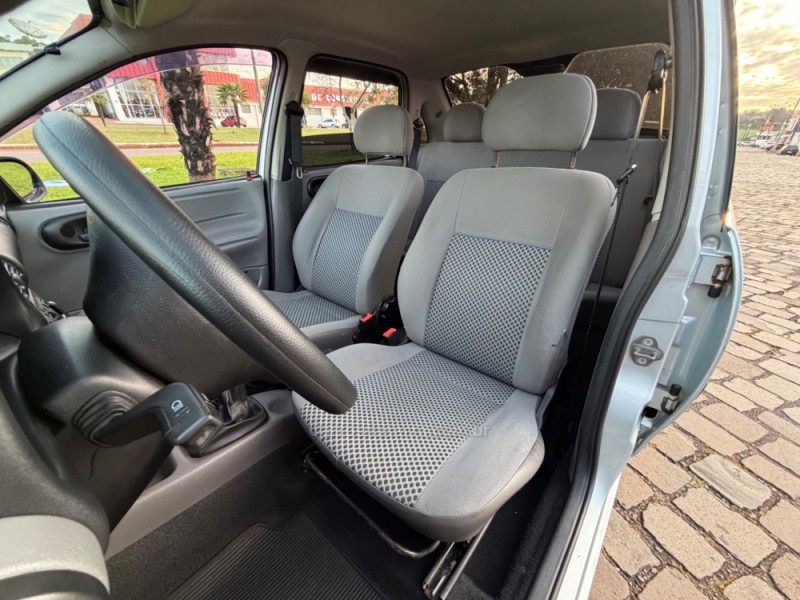 CLASSIC 1.0 MPFI 8V GASOLINA 4P MANUAL - 2010 - CASCA
