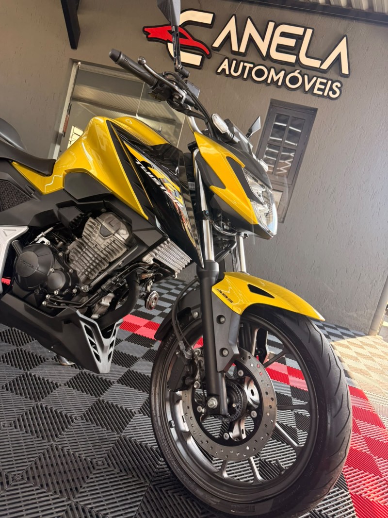 CB 300F TWISTER ABS - 2023 - CANELA