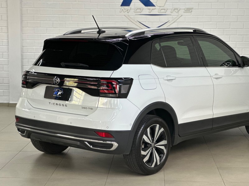 T-CROSS 1.4 HIGHLINE TSI 16V FLEX 4P AUTOMÁTICO - 2022 - NOVO HAMBURGO