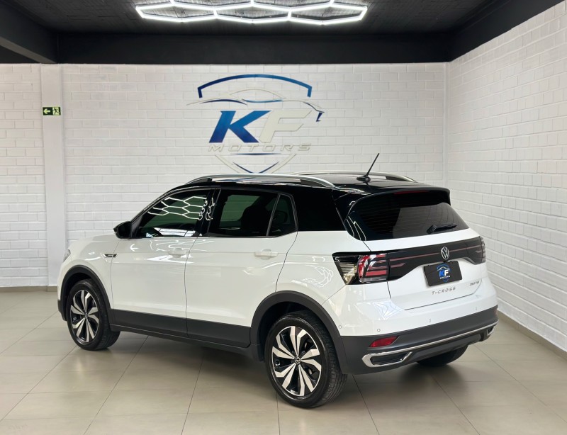 T-CROSS 1.4 HIGHLINE TSI 16V FLEX 4P AUTOMÁTICO - 2022 - NOVO HAMBURGO