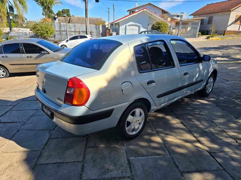 CLIO 1.6 PRIVILÉGE SEDAN 16V FLEX 4P MANUAL - 2003 - FARROUPILHA