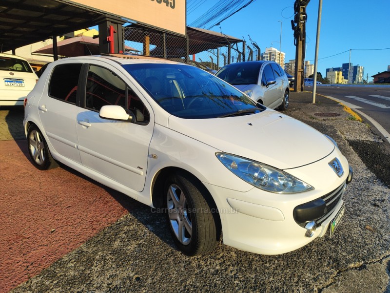 307 1.6 PRESENCE PACK 16V GASOLINA 4P MANUAL - 2011 - FARROUPILHA