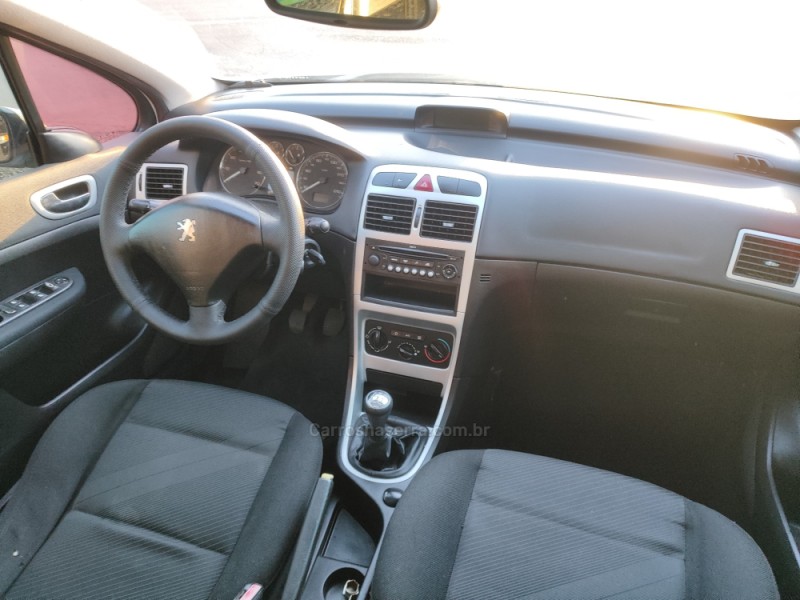 307 1.6 PRESENCE PACK 16V GASOLINA 4P MANUAL - 2011 - FARROUPILHA