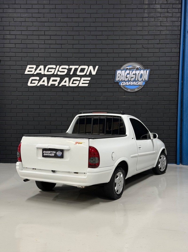 CORSA 1.6 MPFI GL CS PICK-UP 8V GASOLINA 2P MANUAL - 2001 - CAXIAS DO SUL
