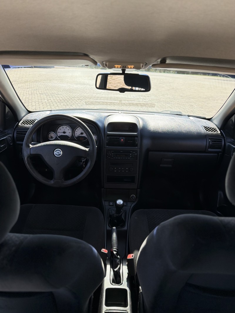 ASTRA 2.0 MPFI ADVANTAGE SEDAN 8V FLEX 4P MANUAL - 2011 - ANTôNIO PRADO
