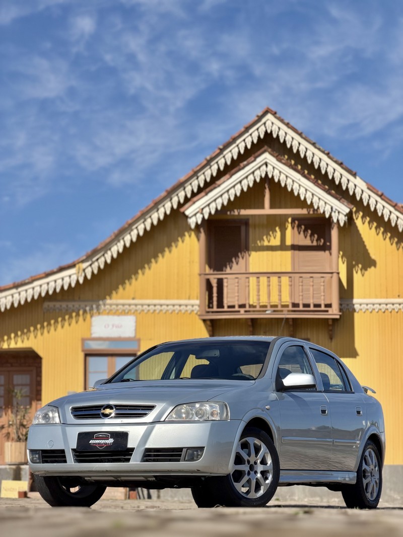ASTRA 2.0 MPFI ADVANTAGE SEDAN 8V FLEX 4P MANUAL - 2011 - ANTôNIO PRADO