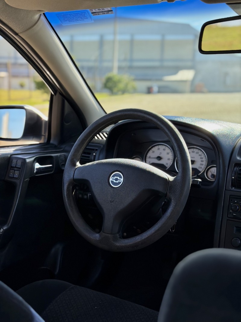 ASTRA 2.0 MPFI ADVANTAGE SEDAN 8V FLEX 4P MANUAL - 2011 - ANTôNIO PRADO
