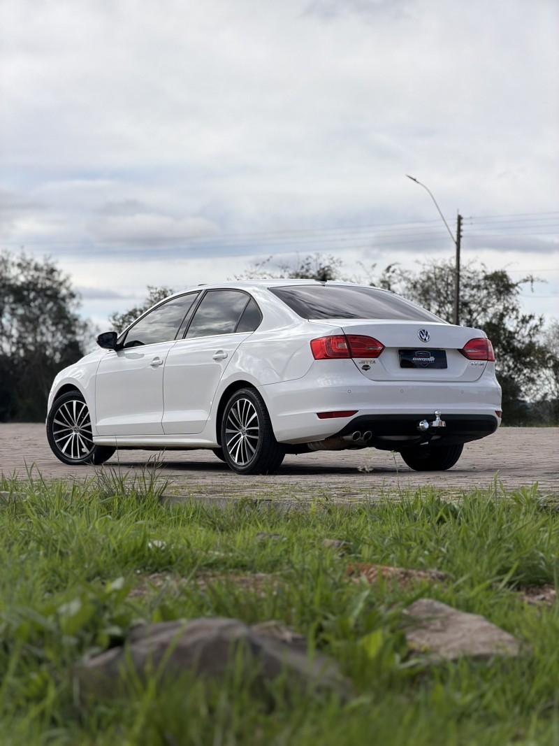 JETTA 2.0 TSI HIGHLINE 200CV GASOLINA 4P TIPTRONIC - 2012 - ANTôNIO PRADO