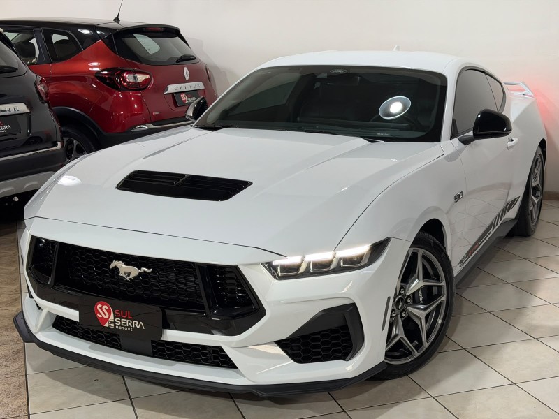 MUSTANG 5.0 GT PERFORMANCE V8 GASOLINA 4P AUTOMÁTICO - 2024 - CAXIAS DO SUL