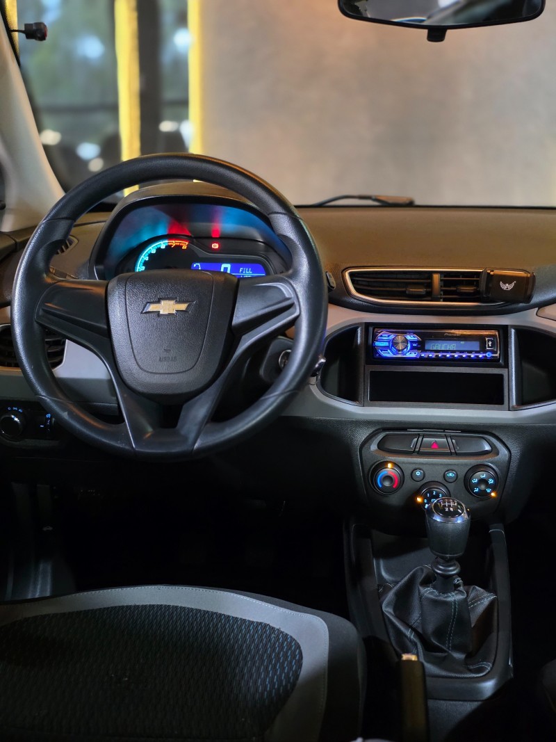 ONIX 1.0 MPFI LS 8V FLEX 4P MANUAL - 2015 - CAXIAS DO SUL